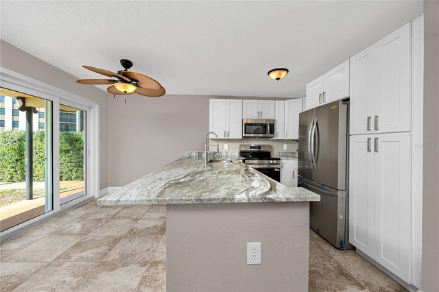 10379 PARADISE BOULEVARD 35, Treasure Island, FL 33706