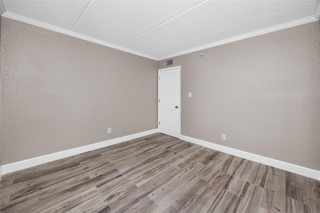 10379 PARADISE BOULEVARD 35, Treasure Island, FL 33706