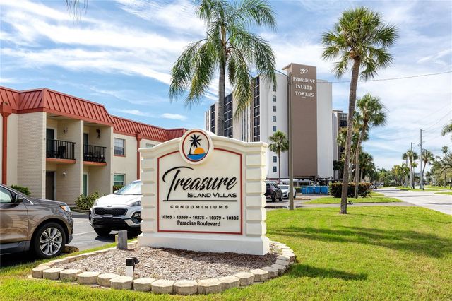 10379 PARADISE BOULEVARD 35, Treasure Island, FL 33706