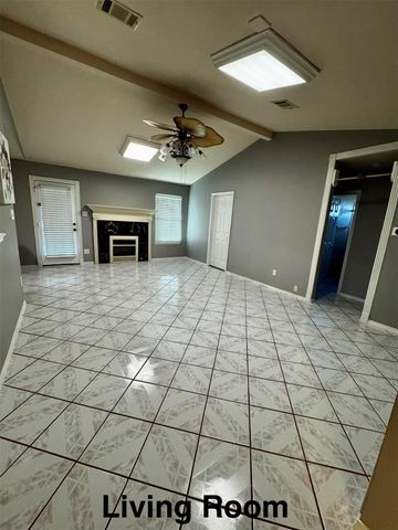 8514 Red Willow DR, Austin, TX 78736
