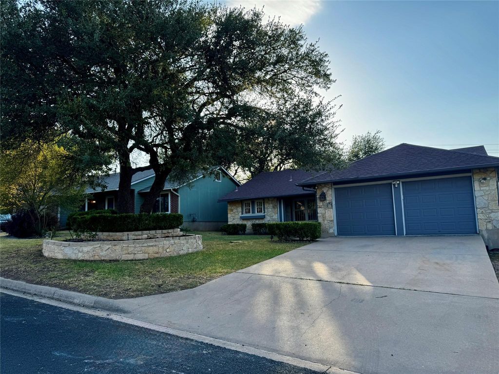 8514 Red Willow DR, Austin, TX 78736