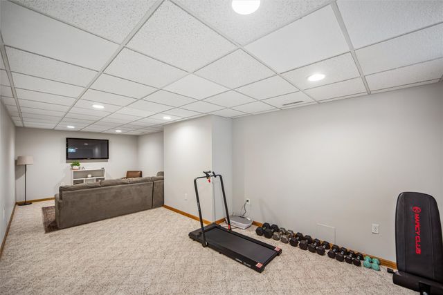 4809 Tamara Lane, West Des Moines, IA 50265