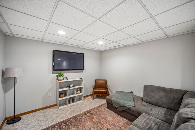 4809 Tamara Lane, West Des Moines, IA 50265
