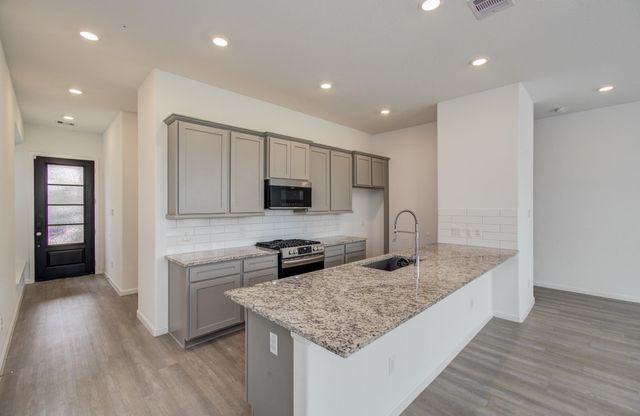 4138 Balboa Drive, Iowa Colony, TX 77583