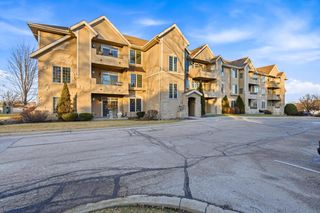 2912 N University DRIVE #201, Waukesha, WI 53188