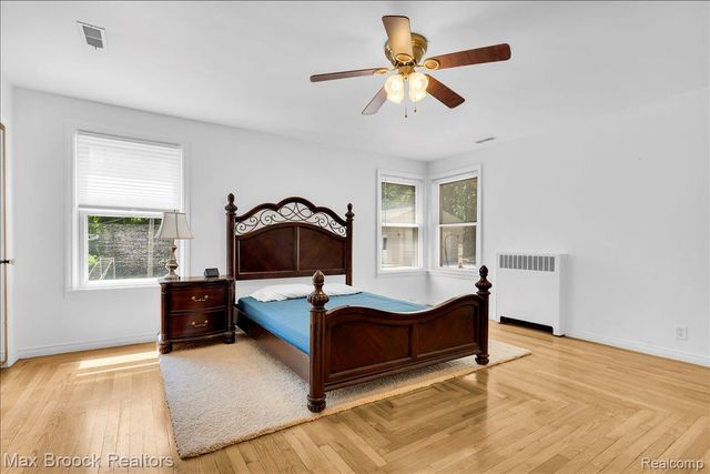 43747 Woodward Avenue, Bloomfield Hills, MI 48302