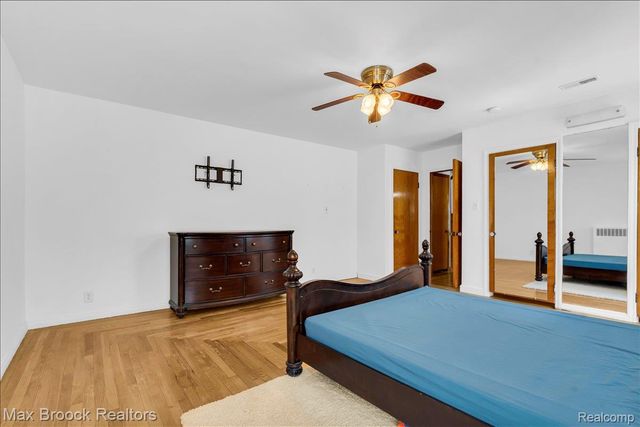 43747 Woodward Avenue, Bloomfield Hills, MI 48302