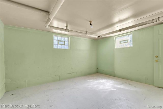 43747 Woodward Avenue, Bloomfield Hills, MI 48302