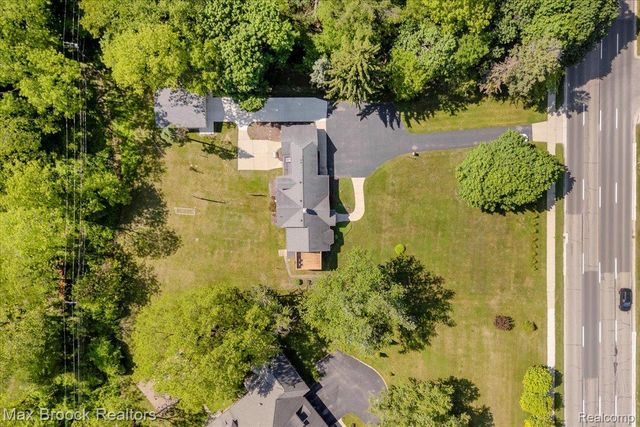43747 Woodward Avenue, Bloomfield Hills, MI 48302