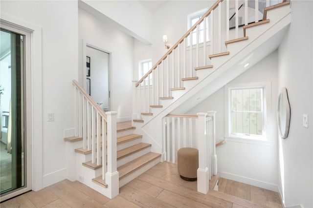 611 Narcissus Avenue, Corona Del Mar (newport Beach), CA 92625