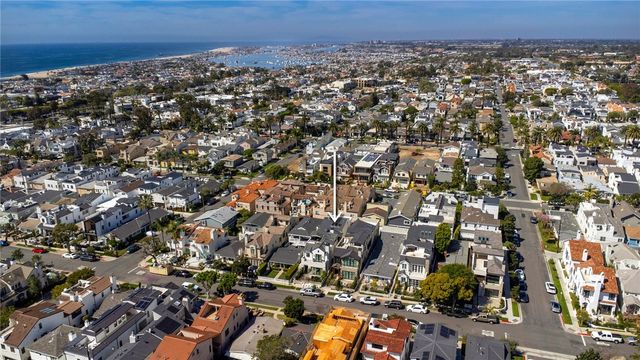 611 Narcissus Avenue, Corona Del Mar (newport Beach), CA 92625