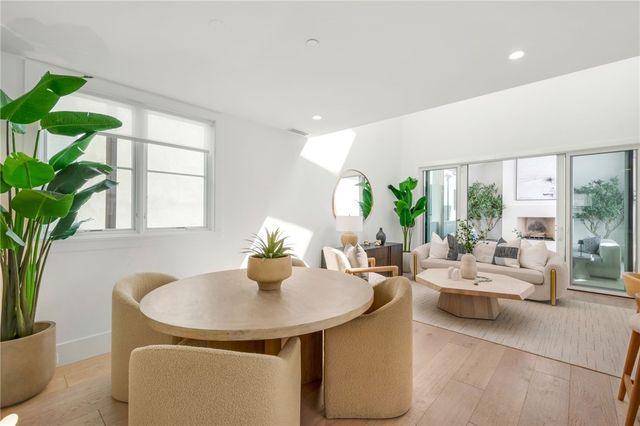 611 Narcissus Avenue, Corona Del Mar (newport Beach), CA 92625