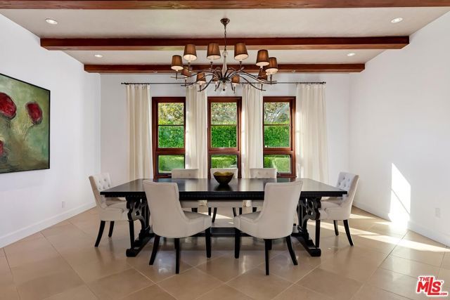 2134 La Mesa Drive, Santa Monica, CA 90402