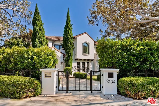 2134 La Mesa Drive, Santa Monica, CA 90402