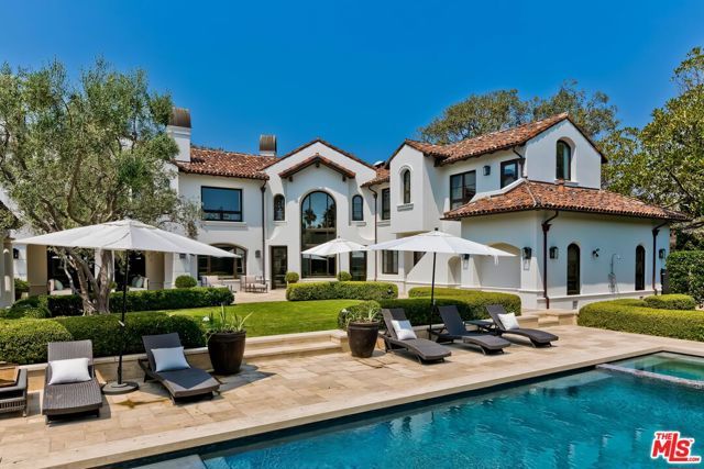 2134 La Mesa Drive, Santa Monica, CA 90402