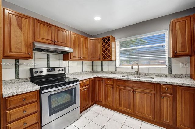 7175 Nova Drive 107, Davie, FL 33317