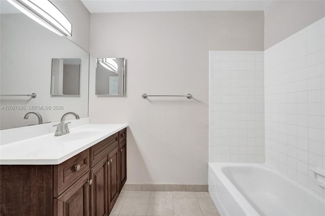 7175 Nova Drive 107, Davie, FL 33317