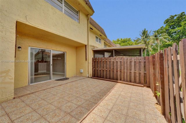7175 Nova Drive 107, Davie, FL 33317