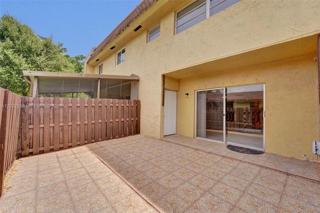 7175 Nova Drive 107, Davie, FL 33317