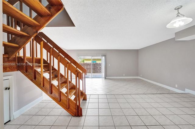 7175 Nova Drive 107, Davie, FL 33317