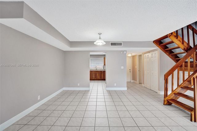 7175 Nova Drive 107, Davie, FL 33317