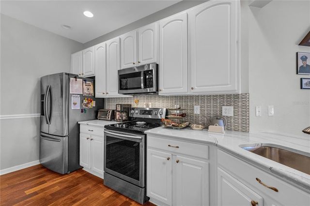 2064 BATELLO DRIVE, Venice, FL 34292