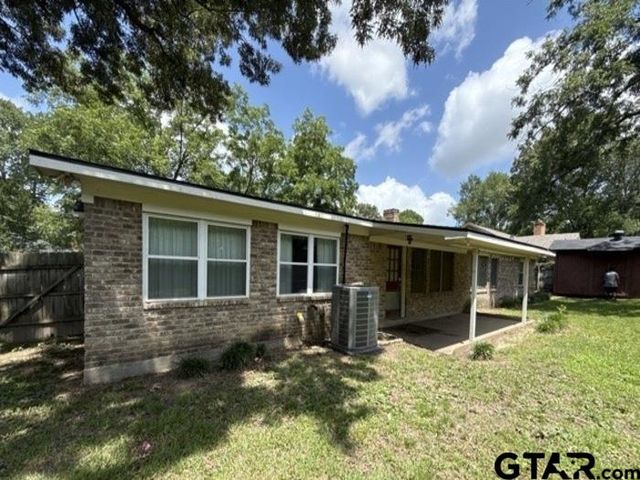 3606 Glendale Dr, Tyler, TX 75701