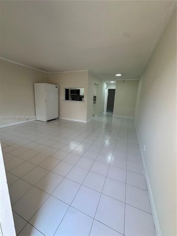 2918 Funston Street 33B, Hollywood, FL 33020