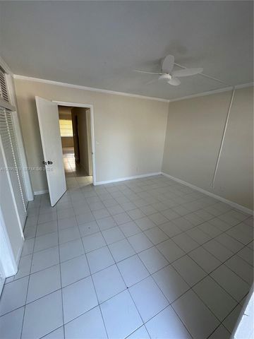 2918 Funston Street 33B, Hollywood, FL 33020
