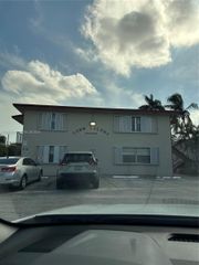 2918 Funston Street 33B, Hollywood, FL 33020