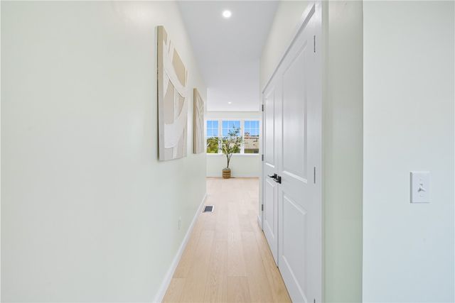 27 SOAR Way, Newport, RI 02840