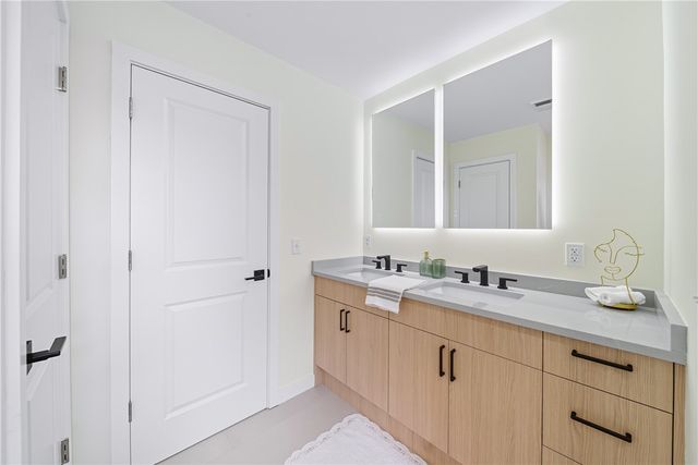 27 SOAR Way, Newport, RI 02840