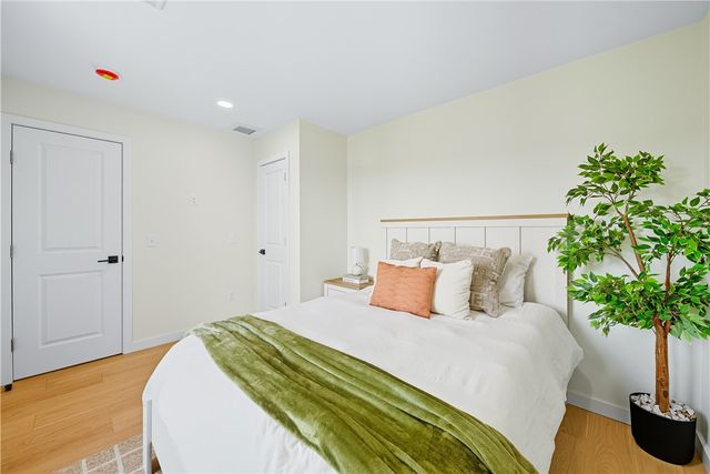 27 SOAR Way, Newport, RI 02840