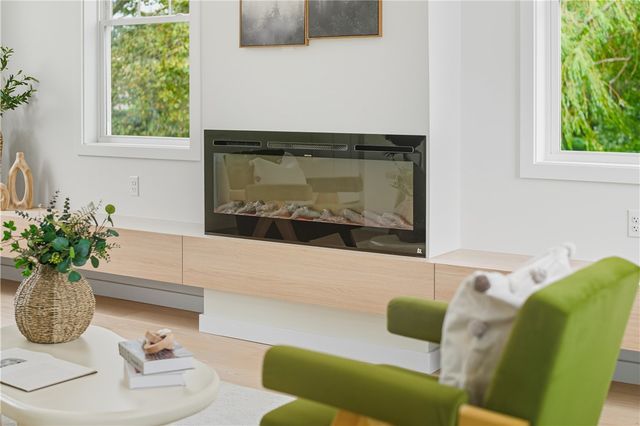 27 SOAR Way, Newport, RI 02840