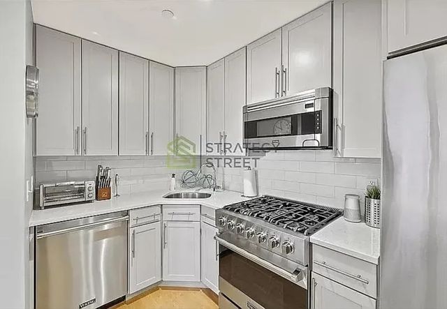 246 Boston Ste 1, Boston, MA 02125