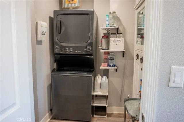 1192 Mitchell 3, Tustin, CA 92780