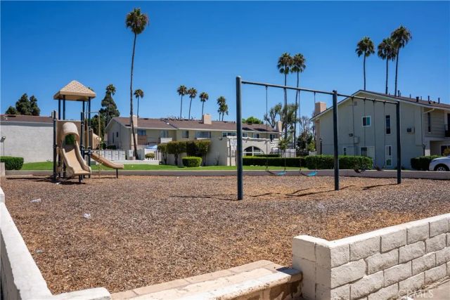 1192 Mitchell 3, Tustin, CA 92780