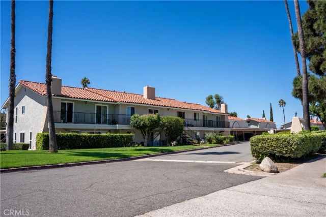 1192 Mitchell 3, Tustin, CA 92780