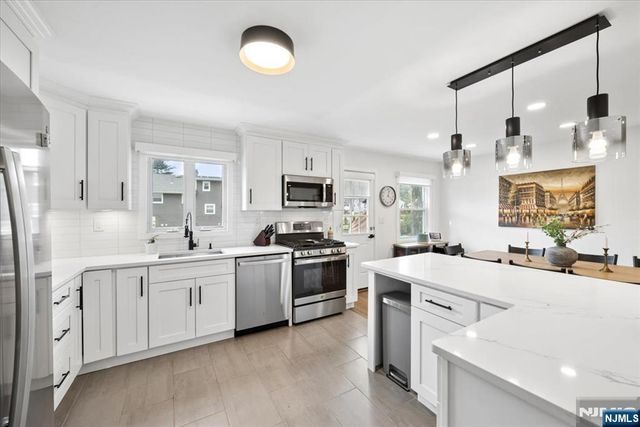 125 Park Avenue, Morris Township, NJ 07960