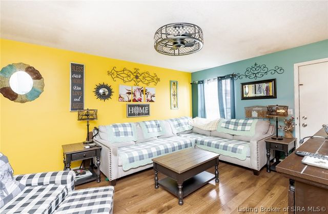 2510 Bishop Circle, Jeffersonville, IN 47130