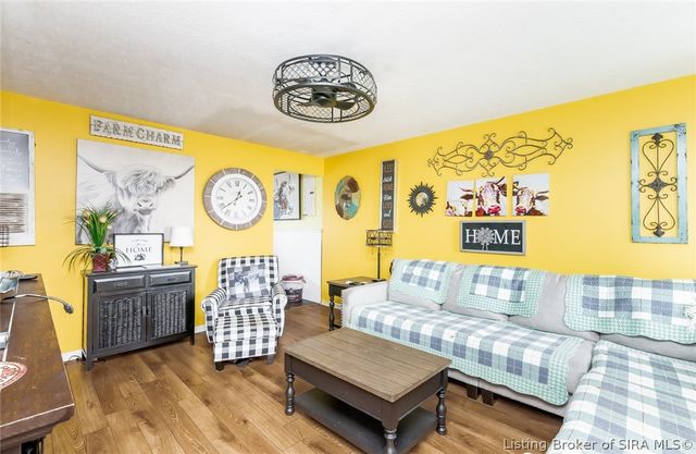 2510 Bishop Circle, Jeffersonville, IN 47130