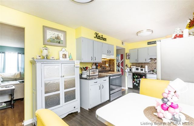 2510 Bishop Circle, Jeffersonville, IN 47130