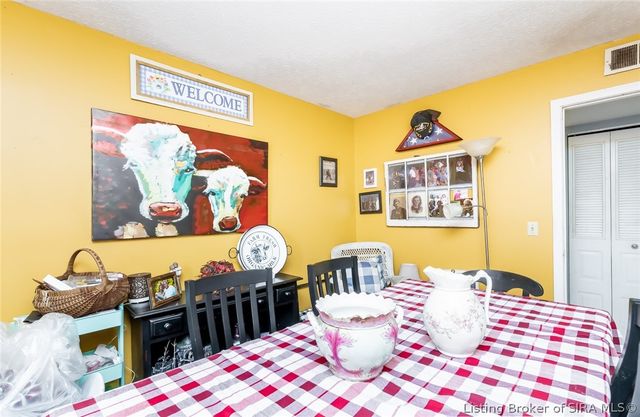 2510 Bishop Circle, Jeffersonville, IN 47130