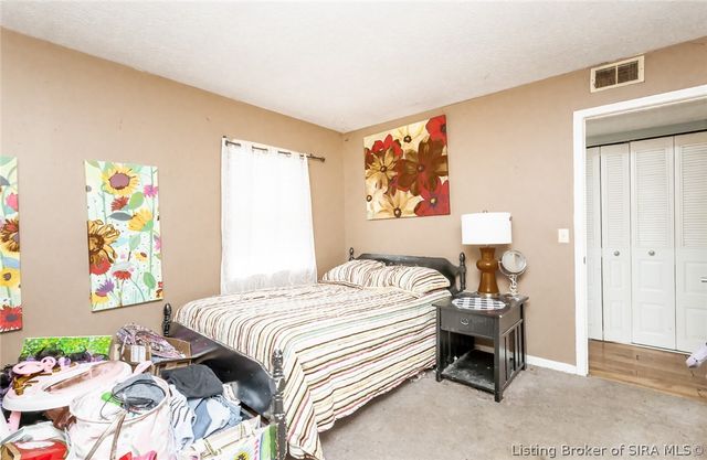 2510 Bishop Circle, Jeffersonville, IN 47130