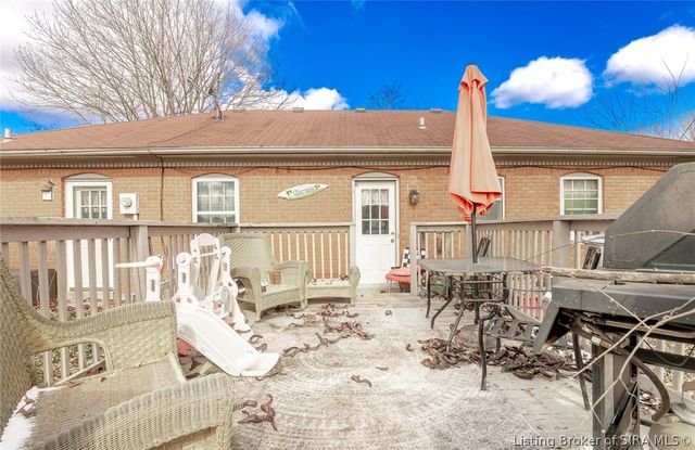 2510 Bishop Circle, Jeffersonville, IN 47130