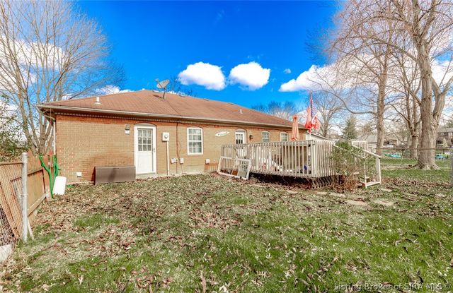 2510 Bishop Circle, Jeffersonville, IN 47130