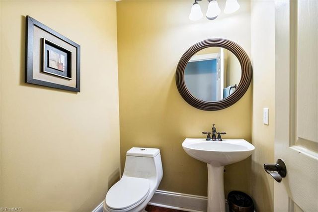 3205 Owls Roost Road, Greensboro, NC 27410