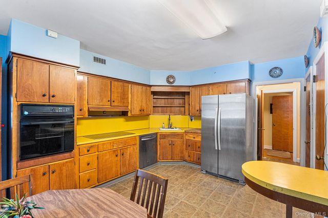 290 Park Hill Avenue, Yonkers, NY 10705