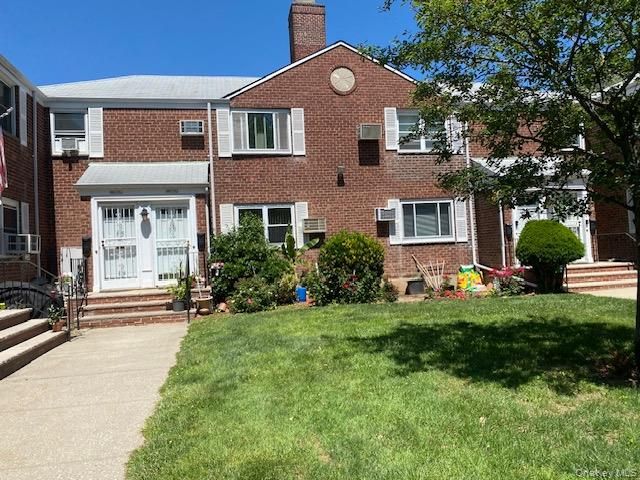 260-11 73rd Avenue E-2, Glen Oaks, NY 11004