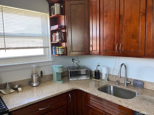 260-11 73rd Avenue E-2, Glen Oaks, NY 11004